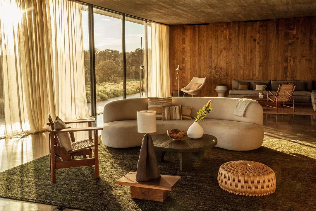 MilK Decoration |  Jun. 22