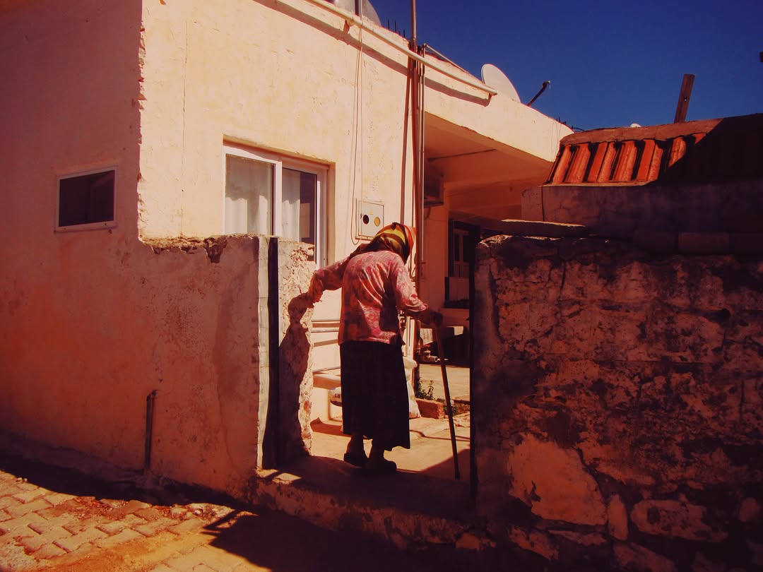 slider image