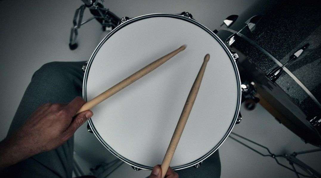 FAVOURITE COLOUR: BLACK