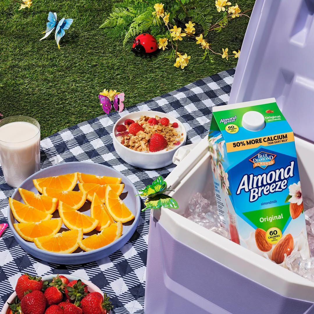 Ficca + Luciano X Almond Breeze Sep. 25