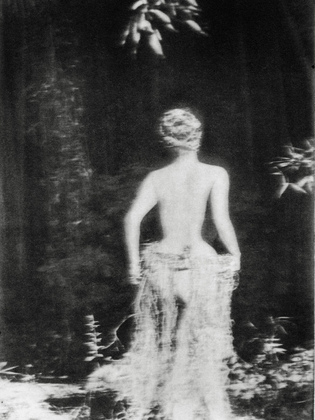 Chantal Elisabeth Ariens X Crash Magazine