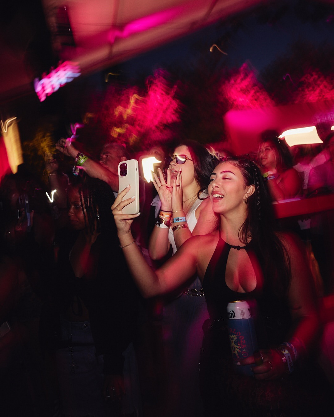 Aaron Smith X T-Mobile Aug. 25
