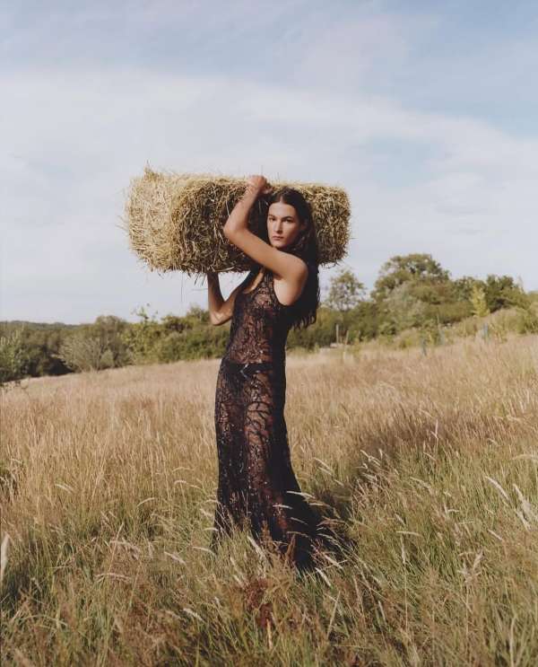 @miranda.brooks.gardens for @britishvogue p...