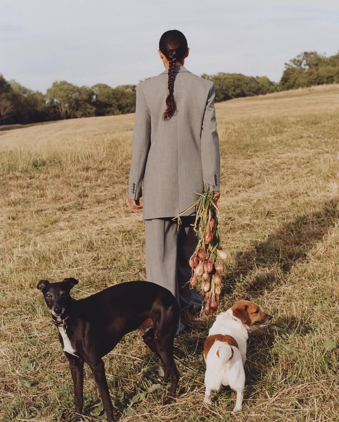 @miranda.brooks.gardens for @britishvogue photographed by @tobycoulson  Creative Director @raulmartinez1024
Fashion Editor @realtallulahharlech
Visuals Director @jamiedspence
Hair @yuminakadadingle
Makeup @mariebruce
Post @rapid.eyedarkroom@chriscookhandprints 
Production @_honor.agency
