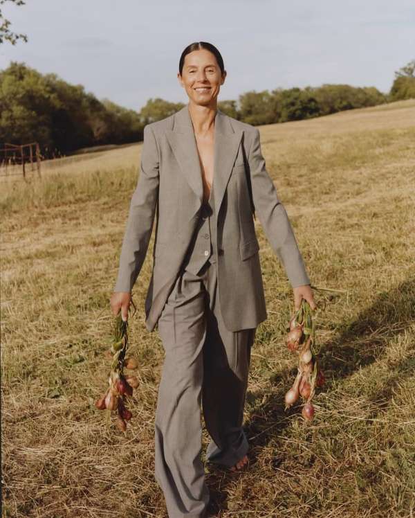 @miranda.brooks.gardens for @britishvogue p...