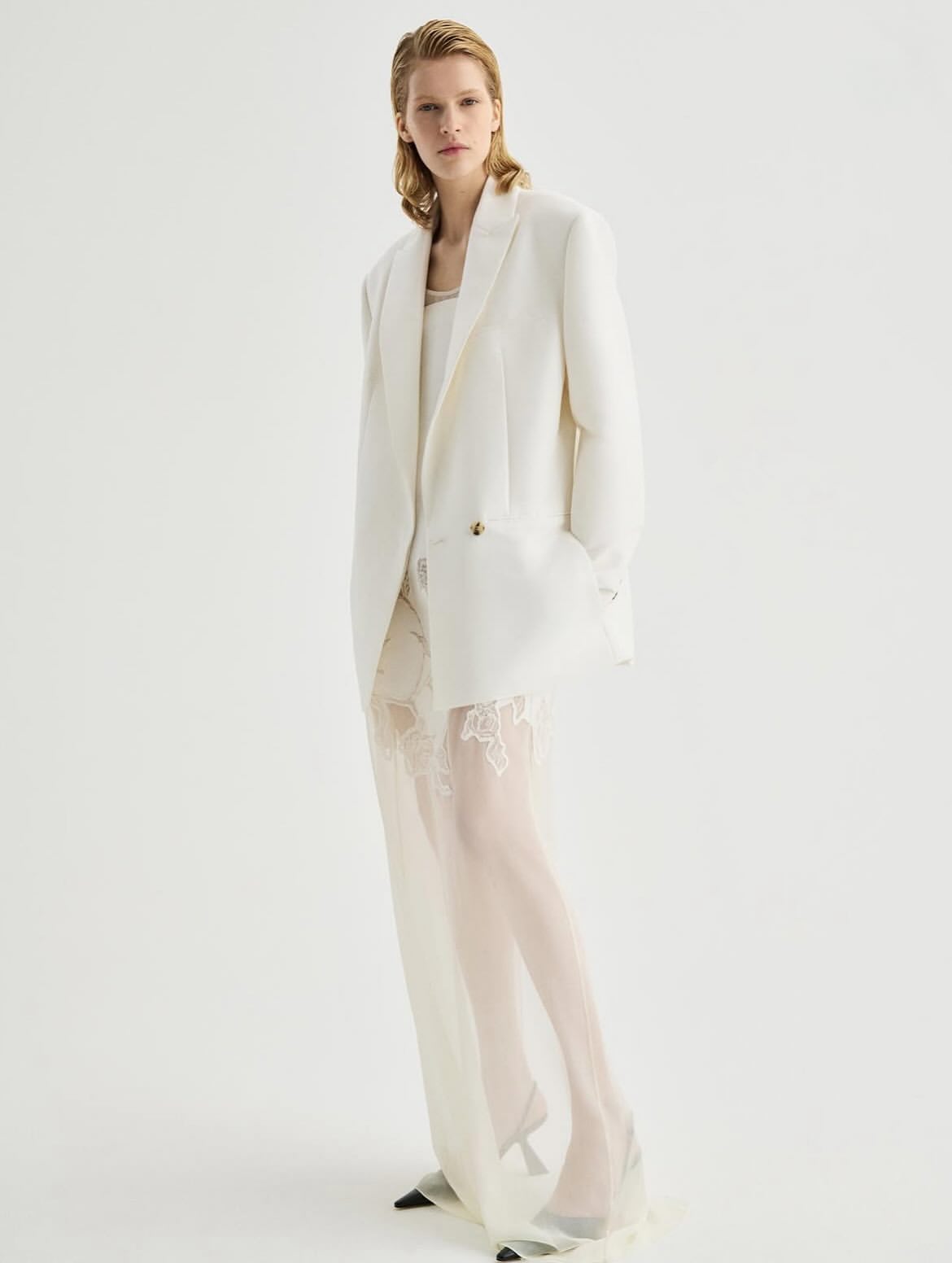 @giada_montenapoleone  Spring/Summer 2026
@aivita.muze photographed by @bibicornejoborthwick. 
Styling @kaisergrams
Casting @shaunbeyen
Make-up @cosettagiorgetti
Hair Styling @lorisrocchi
Manicurist @annarelinnocentefurina