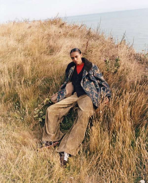 @bebe.parnell photographed by @tobycoulson ...