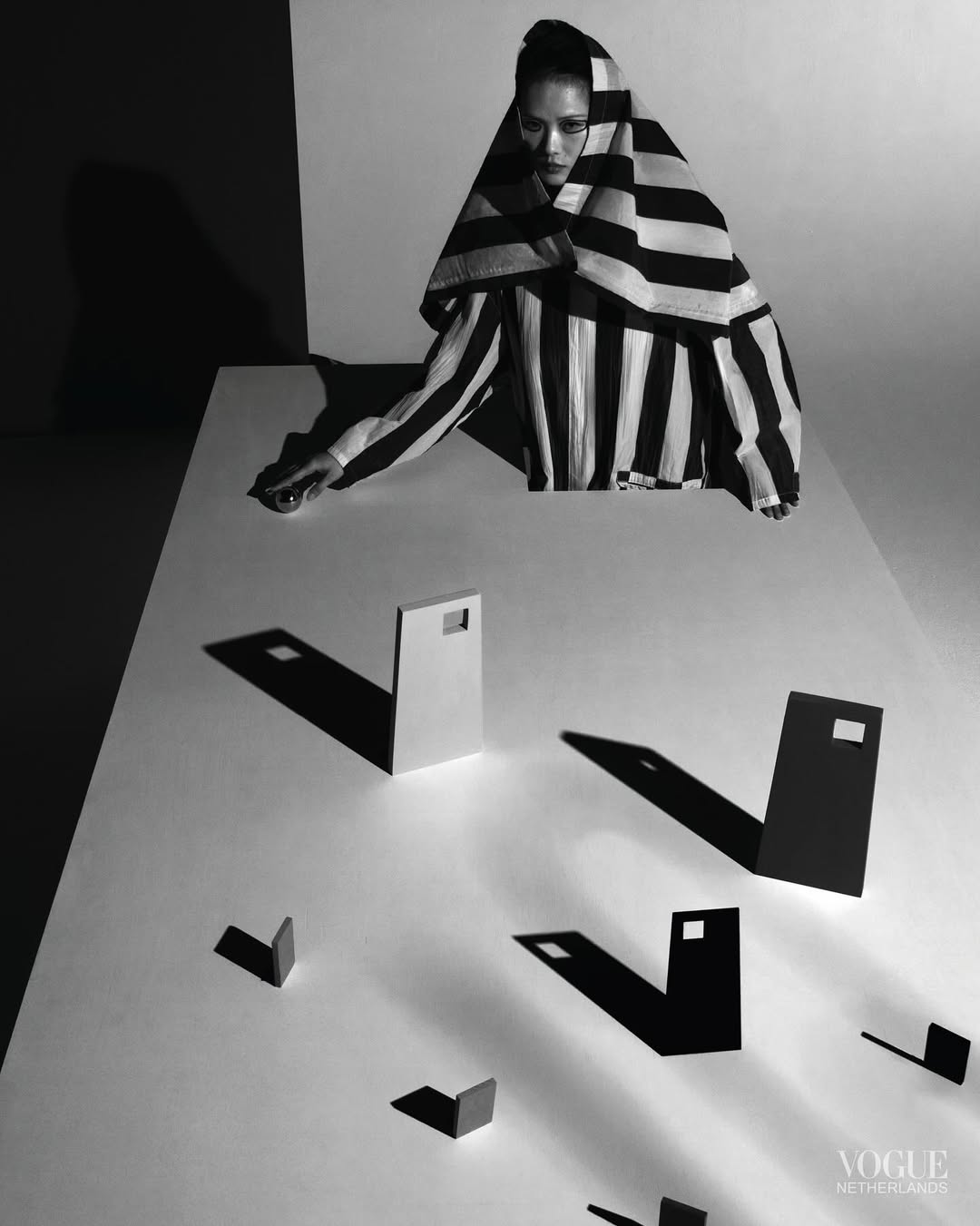 @nlvogue editorial shot by @sarahvanrij and @davidvanderleeuw together with @rachelthomasstudio and @dimphydenotter using only archival pieces by Issey Miyake, JPG, Comme des Garcons and others through @20age_archive.
Light and tech: @iankirbyphoto @nathanlang_
Hair: @kojimahiroki
Make Up: @kristinaralphandrews
Talent: @jumbojanet_@xie.chaoyu

@wefolkagency @minititleltd @lindagumusgerritsen