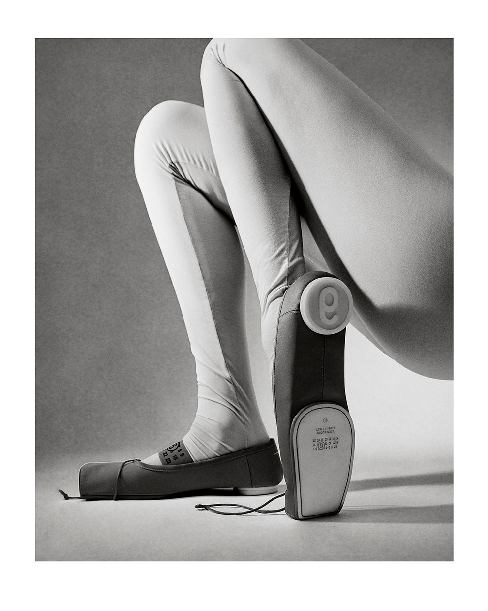 Fashion photographer @khaksariarash, winner of the Picto Grand Prize for Fashion Photography, highlights the natural beauty of his models and objects through surreal black-and-white imagery.

Prints @granondigital