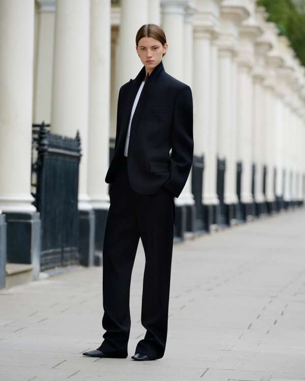 Autumn/ Winter 2025 Collection of @victoria...