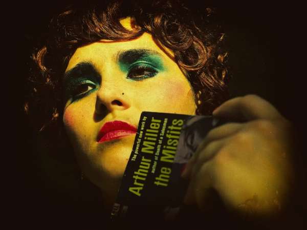 @mayamercer.studio  is a self-taught French...