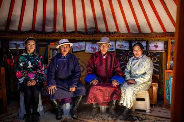 @loropiana cashmere, a story of care and he...