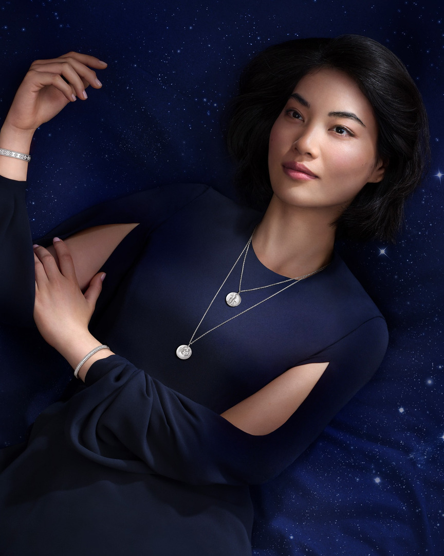 @vancleefarpels 's Zodiaque creations shot by @blommersschumm 

retouching by @granondigital