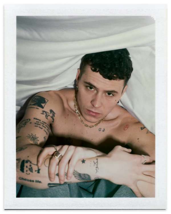 @theolefoll ’s photograph on the cover of I...