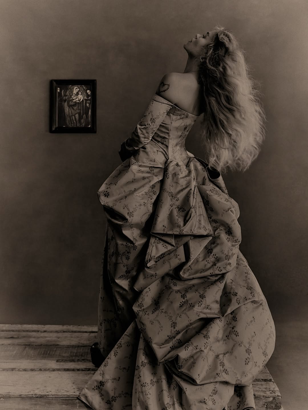 @karolg for @elleusa 