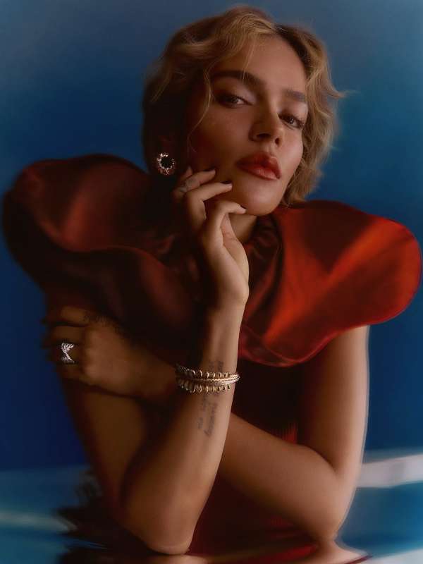 @karolg for @elleusa 