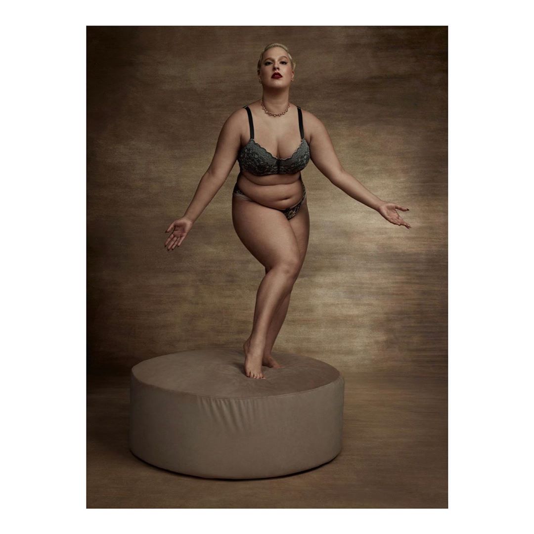 Loungerie |  Sep. 20