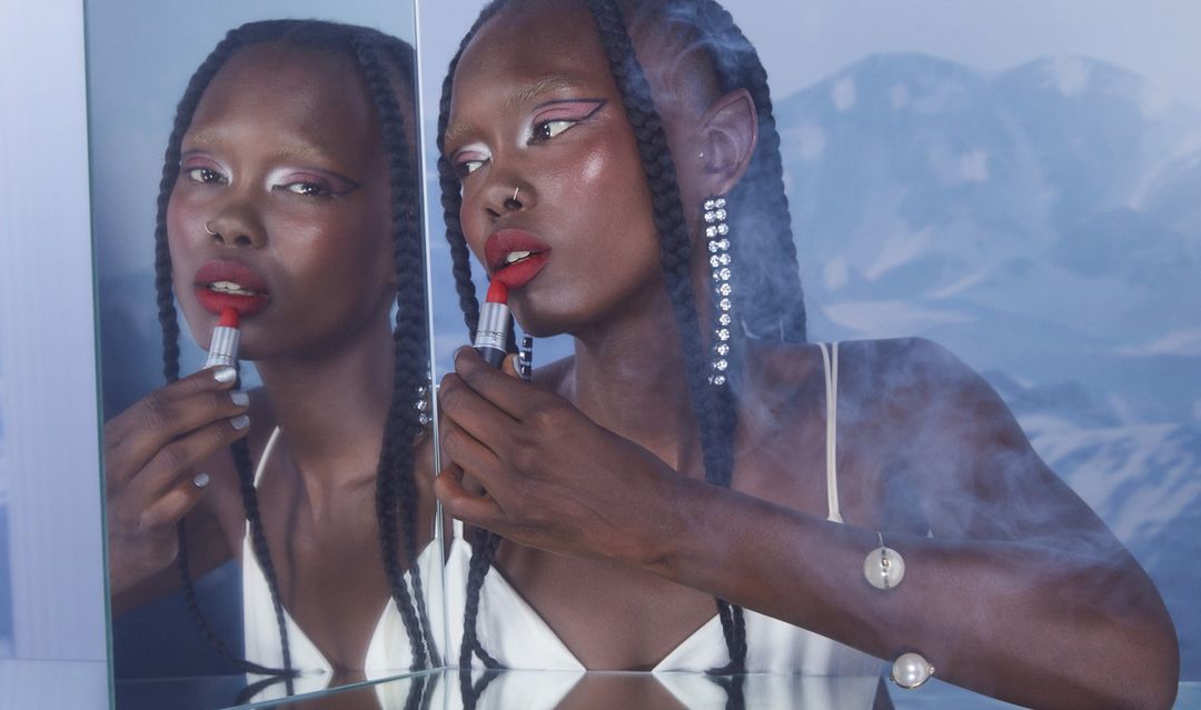 Estee Lauder |  Nov. 22