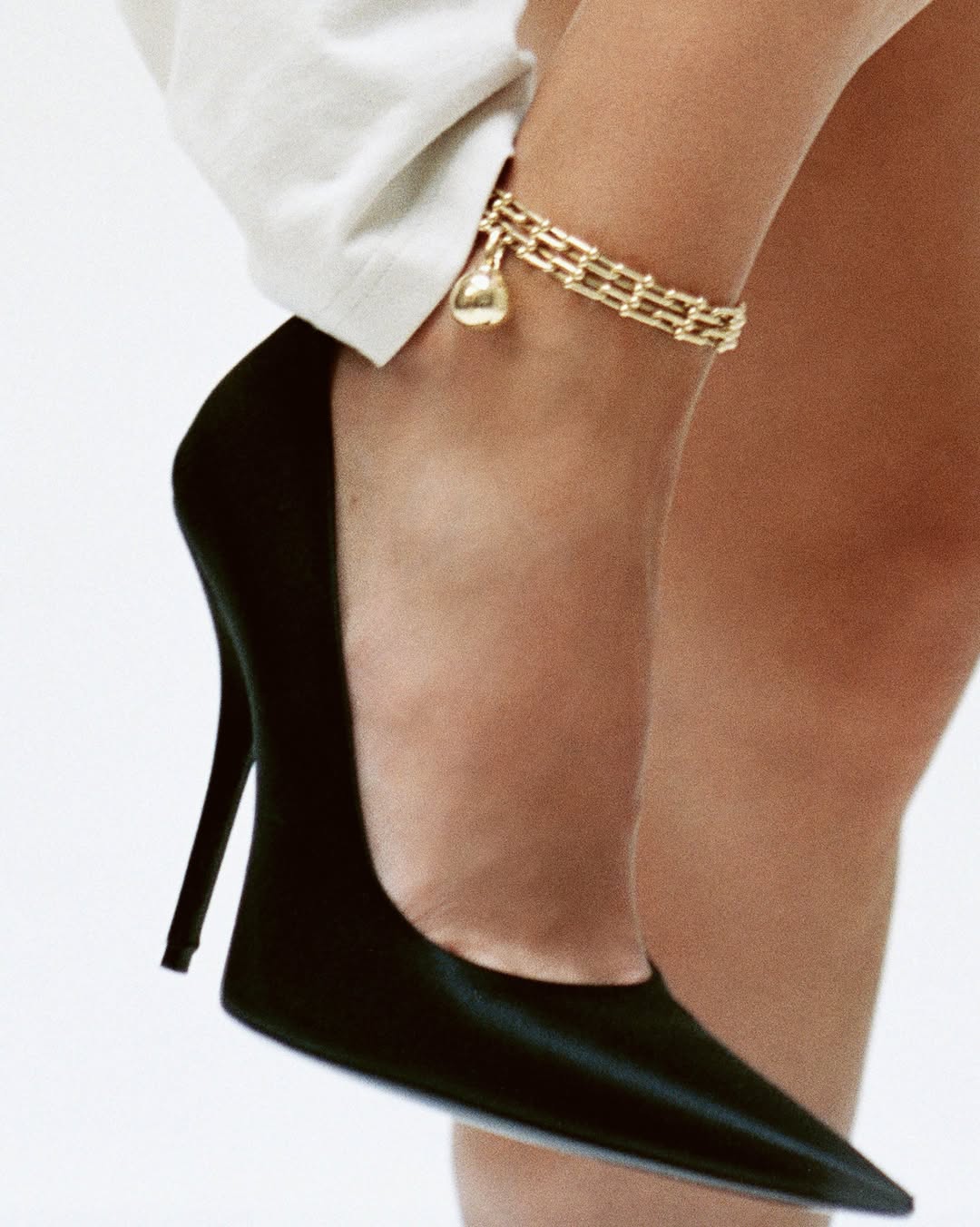 Ellie Louise Coker X Cate Underwood for Side-note.Com Nov. 25