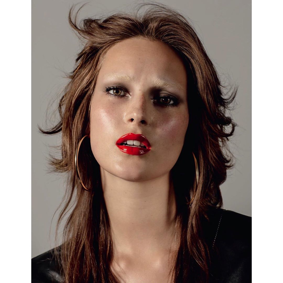 Vogue Japan |  Nov. 19