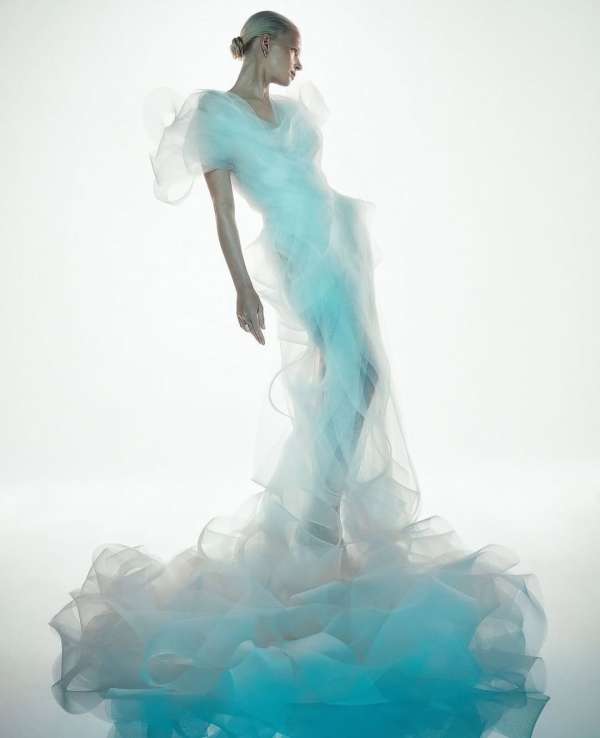 The @lever_couture Bride by @lessjaverlingi...