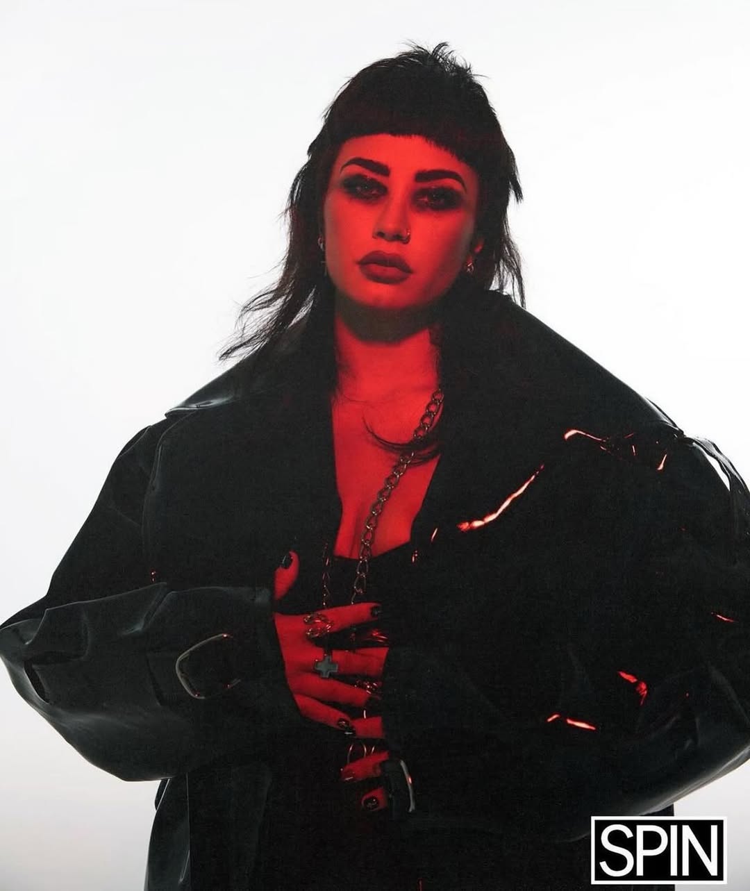 @ddlovato cover story for @spinmag 📸
Shot here at Hubble Studio. 

Writer: @catcardenas
Photographer: @angelokritikos
Creative Direction: @angelokritikos + @dannykleinmusic
Graphic Design/Motion Edit: @dannykleinmusic
DP & Lighting: @jdart.cine
Stylist: @maleeka.moss
Hair: @cesar4styles
Glam: @jillpowellglam
Audio Tech: Kevin Khoramian
Producer: @kerrigancole

#hubblestudio