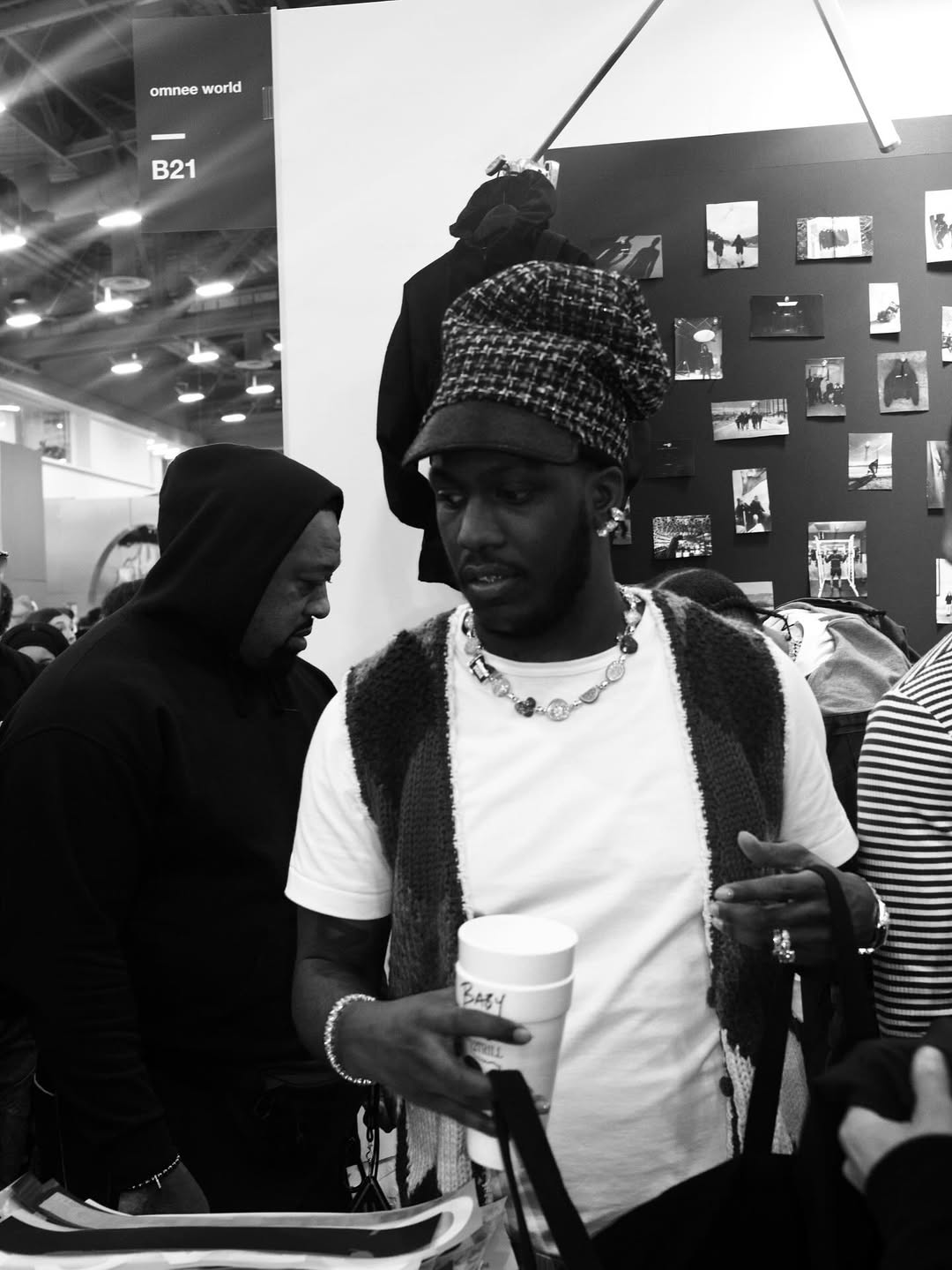 Day 1 at @complexcon 
Thank you for the beautiful energy and much love to our friends and family for pulling up. Onyx is alive !!!