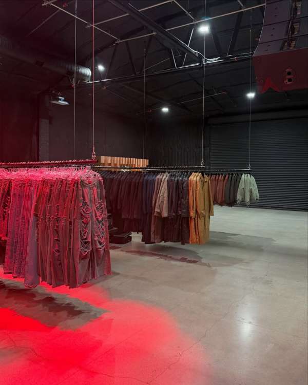 424 DAY
