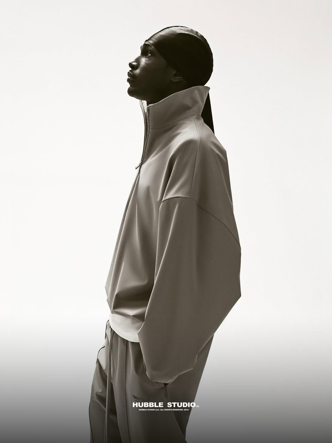 THE WORK HAS NAMES: JERRY LORENZO

Since founding Fear of God in 2013, Jerry Lorenzo has helped reshape the language of modern American luxury, bringing together fashion, sportswear, music, and culture through a distinct creative perspective.

His vision continued with the introduction of ESSENTIALS in 2018, creating a more accessible expression of the Fear of God identity.

For the Fall 2025 ESSENTIALS campaign, Lorenzo collaborated with legendary filmmaker Hype Williams to revisit the visual language of Williams’ iconic 1998 film Belly, bringing a new perspective to a defining moment in hip-hop cinema.

Shot at Hubble Studio, the project brought together two influential creative minds whose work continues to shape the intersection of fashion, music, and film.

As part of our ongoing series, THE WORK HAS NAMES, we’re highlighting the people and projects that have become part of Hubble’s creative history.

Wishing Jerry Lorenzo a happy belated birthday. Thank you for continuing to push culture forward.

Jerry Lorenzo × Hype Williams × Fear of God ESSENTIALS

#HubbleStudio #JerryLorenzo #FearOfGod #Essentials #HypeWilliams