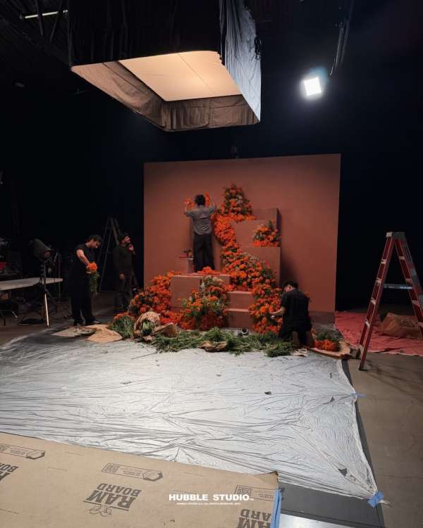 A glimpse into the everyday at Hubble Studi...