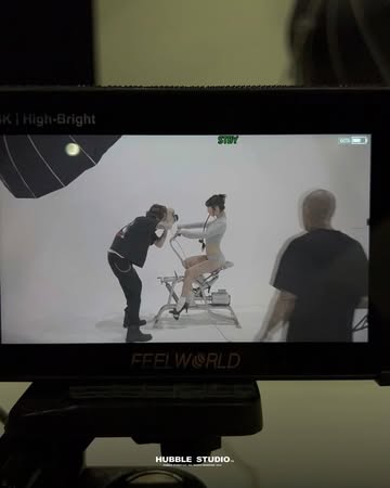 A glimpse into the everyday at Hubble Studi...