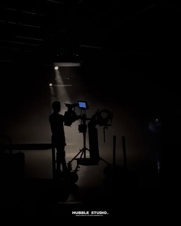 A glimpse into the everyday at Hubble Studi...