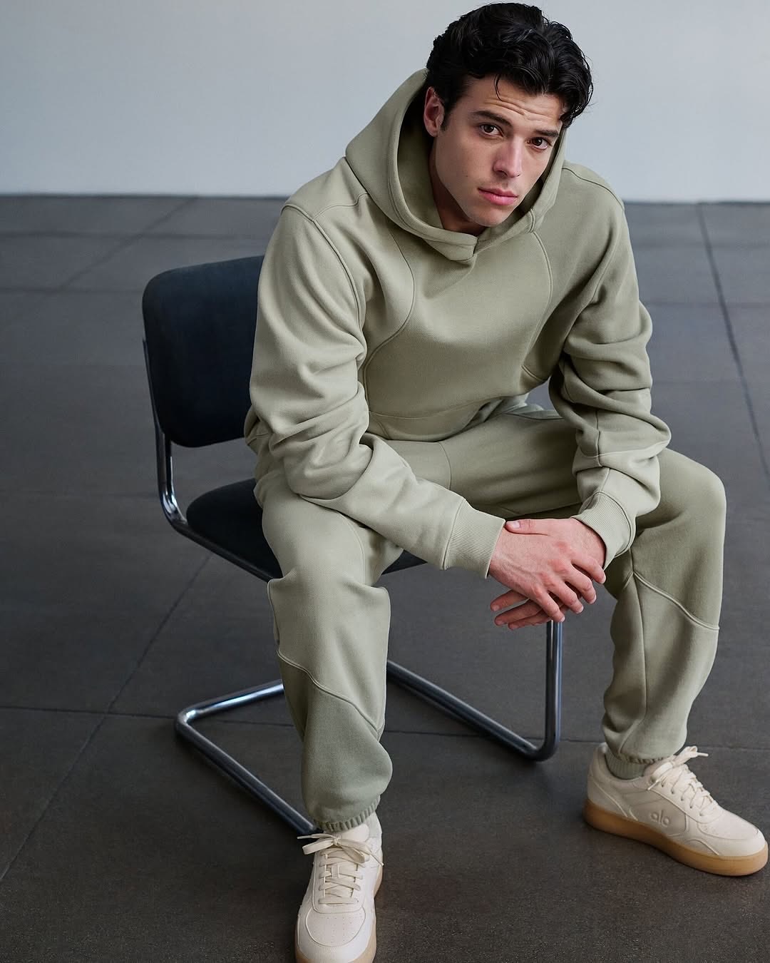 Alo Men SU25 Campaign

📷: @simonbirkphoto 

#hudsonloft #hudsonloftproduction #alomen