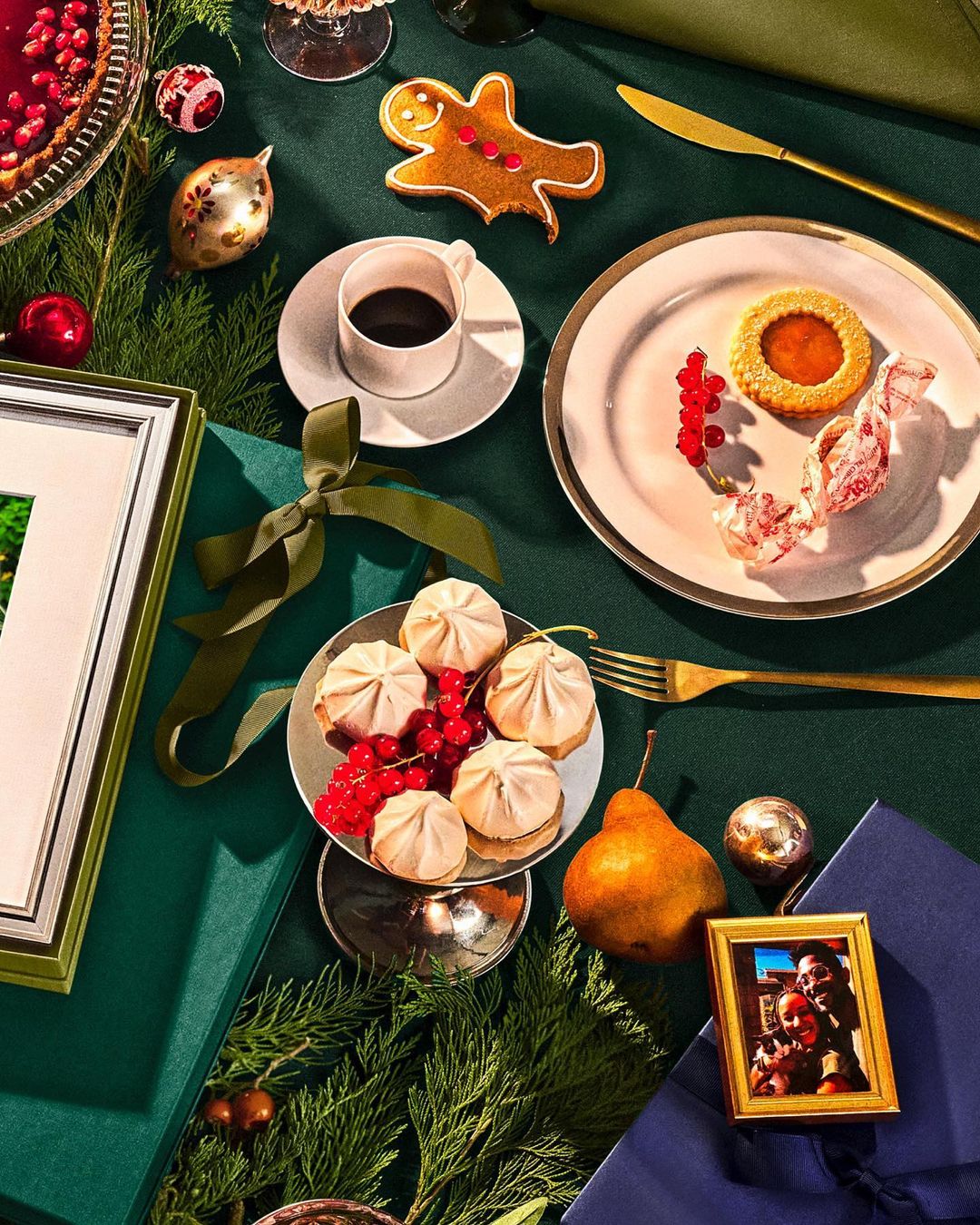 Framebridge |  Nov. 22