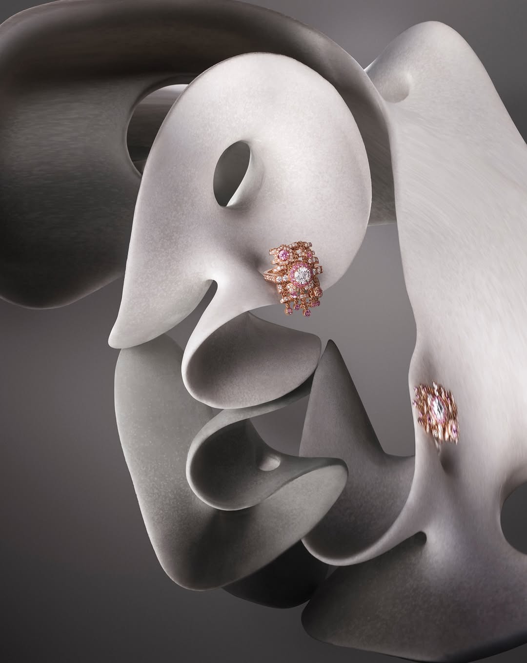 Isabelle Bonjean X THE KURATOR