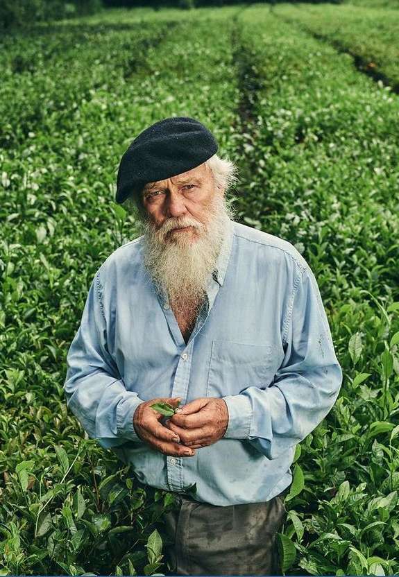 Departures |  Aug. 22