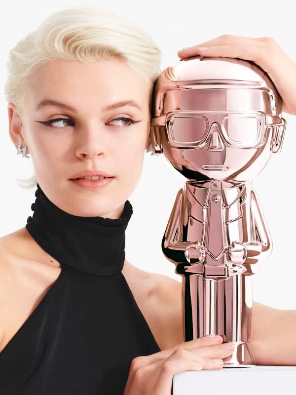 @cara_taylorrr for KARL IKONIK perfume camp...