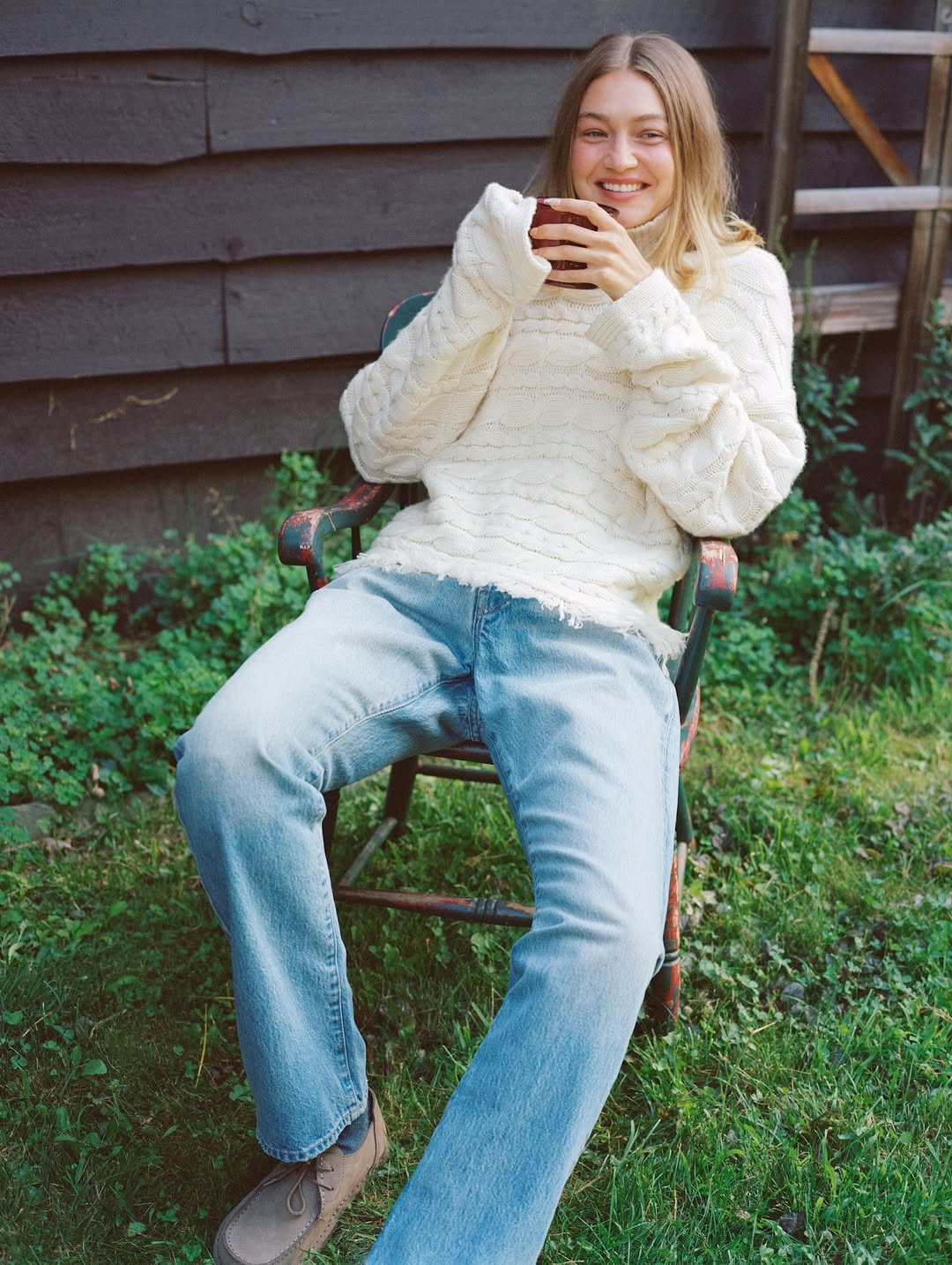 Welcome to Camp GIR 🛶 introducing @guestinresidence Fall ‘25, now available online and in our stores and retailers worldwide x x photographed upstate NY by @seanthomas_photo, styling @margheritamoro, art direction @paolo_santosuosso,

Thanks to these beauties for adventuring with us @_yumi_nu, @cristine__h.k, @emmifreeman, @leocomanescu, @0wennmillerr, with hmu by @kayonyc & @christianbricenomakeup // casting @ikki_casting
hmu 4 yours truly by my friends sent from the heavenssss @cgonzalezbeauty @dimitrishair