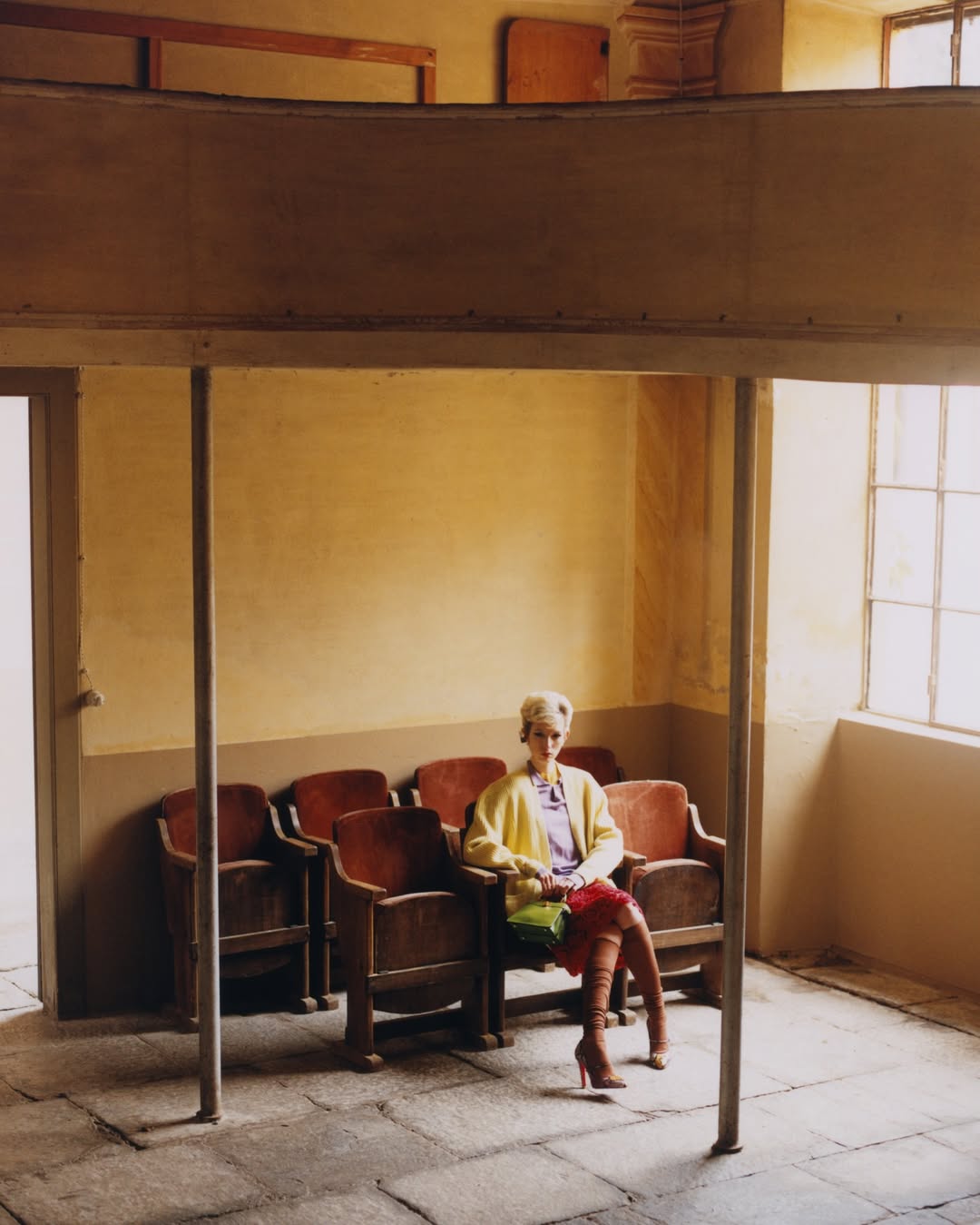 New story in @dustmagazinechina 
Photographer : @antoninocafiero 
Stylist : @massimogamba 
Makeup : @ariannacampa_makeup 
Manicurist : @laroby7200 
Model : @isabella_pascucci 
Set design : @julmunset 
Prod : @kitten_production 
Casting by @justdriverocky @ikki_casting 
@walterschupfermanagement