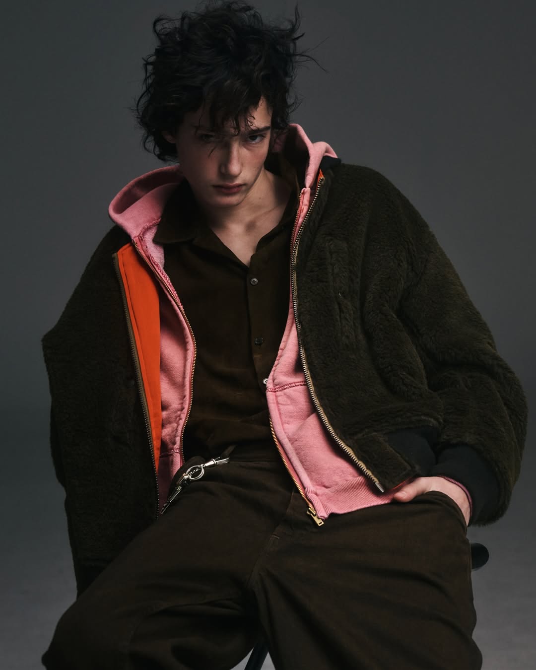 2026 Style @a.presse_ 
Photographer @mitsuo_okamoto 
Stylist Haruhisa Shirayama 
Model @_snoofkin from @16parismanagement 
Casting by @ikki_casting