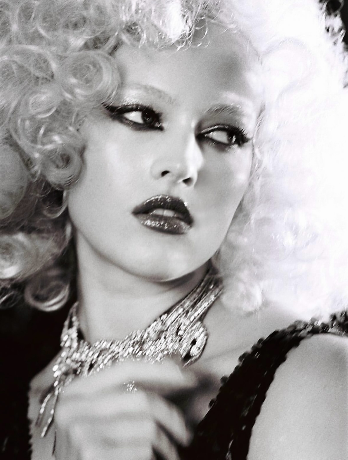 A shimmering vision of nightlife, elegance, and pure fantasy. Ellen von Unwerth captures the magic once again in a dazzling celebration of glamour and attitude. Every detail, from the styling to the setting, feels like an invitation to a dream you never want to wake up from.
•••
#repost @ellenvonunwerth Disco dreams and glitter queens
Get ready for the weekend!

Ellen von Unwerth @ellenvonunwerth
Gala France @galafr
Models Ingrid Bjerg Raft @ingridbjergraft Avril Guerrero Diaz @_avril_guerrero @premium_models et Nina Meyer @ninameyerr @citymodels
Magazine @galafr
Chef de rubrique Nora Sahli @norasahli
Chef de service Beatrice Thivend @bea2gala
Styling Dominique Eveque @dominiqueeveque
Mathilde Lamère @mathilde.lamr
Make up Carole Lasnier @carolelasnier @b_agency
Hair Anaïs Lucas Sebagh @madamebrosse
Nails Hind pour le Salon Sabaï, Marrakech
Production France Isabelle Lafond @islafond
Production locale Mille et Une Production @1001prodsmarrakech @Ideboisanger
Post Production Ovidiu Oltean @therealovidiuoltean
Directeur de Casting @bricewad Brice Compagnon (Casting Office) & @david.digiovani
Digital operator Jérôme Vivet @jeromev
1st photo assistant Frédéric Troehler @mozart_vonwelten
2nd photo assistant Milos El Fenne
Hair assistant Yucef Habib Allah
Prod/accessories assistante Soukayna Zerouali
Prod assistant Omar Lamsaoui
Location @essaadimarrakech