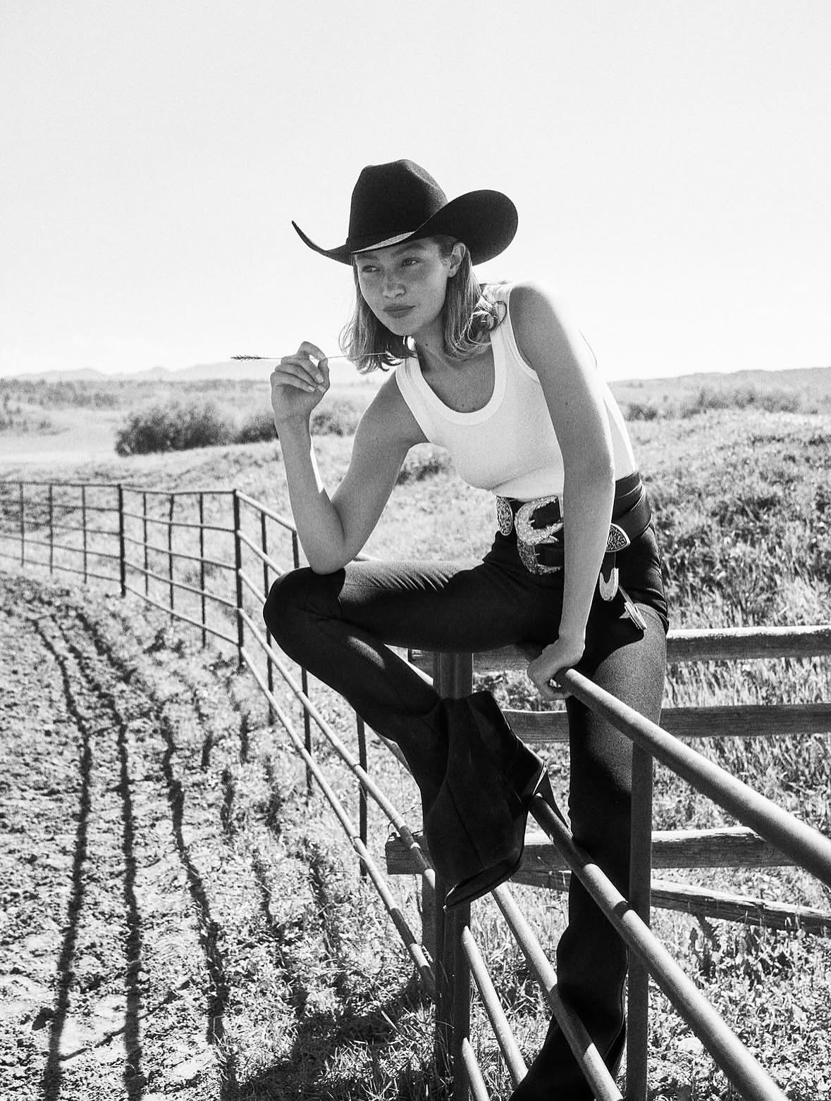 Iconic beauty and effortless elegance captured in every frame.
•••
#repost
@gigihadid Vogue October ’25
It was a joy @lachlanbailey thank you!
@voguemagazine
makeup@cgonzalezbeauty hair @karimbelghiran styled by @tabithasimmons