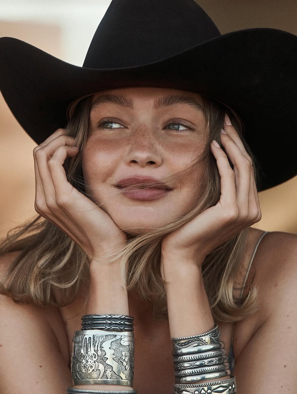 Iconic beauty and effortless elegance captured in every frame.
•••
#repost
@gigihadid Vogue October ’25
It was a joy @lachlanbailey thank you!
@voguemagazine
makeup@cgonzalezbeauty hair @karimbelghiran styled by @tabithasimmons