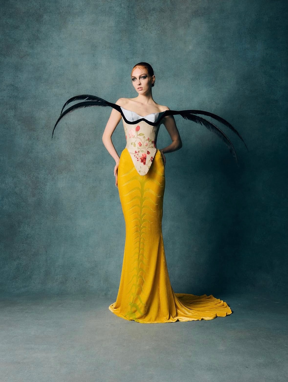 An enchanting moment where fashion rises beyond the runway A luminous celebration of artistry individuality and pure elegance

#repost
@harris_reed A celebration of Self, taking up space and pertorming for no one other than ourselves.
The Aviary marks 10 seasons of my eponymous label showing in a city I now call home, London.

I can’t begin to express my gratitude to my extraordinary team, clients and supporters. If you told me when I moved to this crazy city almost 11 years ago I would one day have a fluid Demi-Couture brand making pieces of my wildest imagination for people I have looked up to my whole life, and growing a stable business at the same time, hiring some of the most talented individuals I have ever met that have also made London their home.

The Aviary by @Harris_reed
Beauty @sofiatilbury using @charlottetilbury
Hair @alipirzadeh
Nails @manicuredbysimone
Casting @nachumshonn
Movement @simon.donnellon
Footwear @rokeratelier
Fabric in collaboration with @fromentaldesign
Production @family.ltd
Musical Director @Martin_green_sound
Musical Production @Richard_torry_fashion
Venue @stpancraslondon @gothic_bar
PR @purplepr
Thank you to @royalsalute
Photography @suleikamueller
