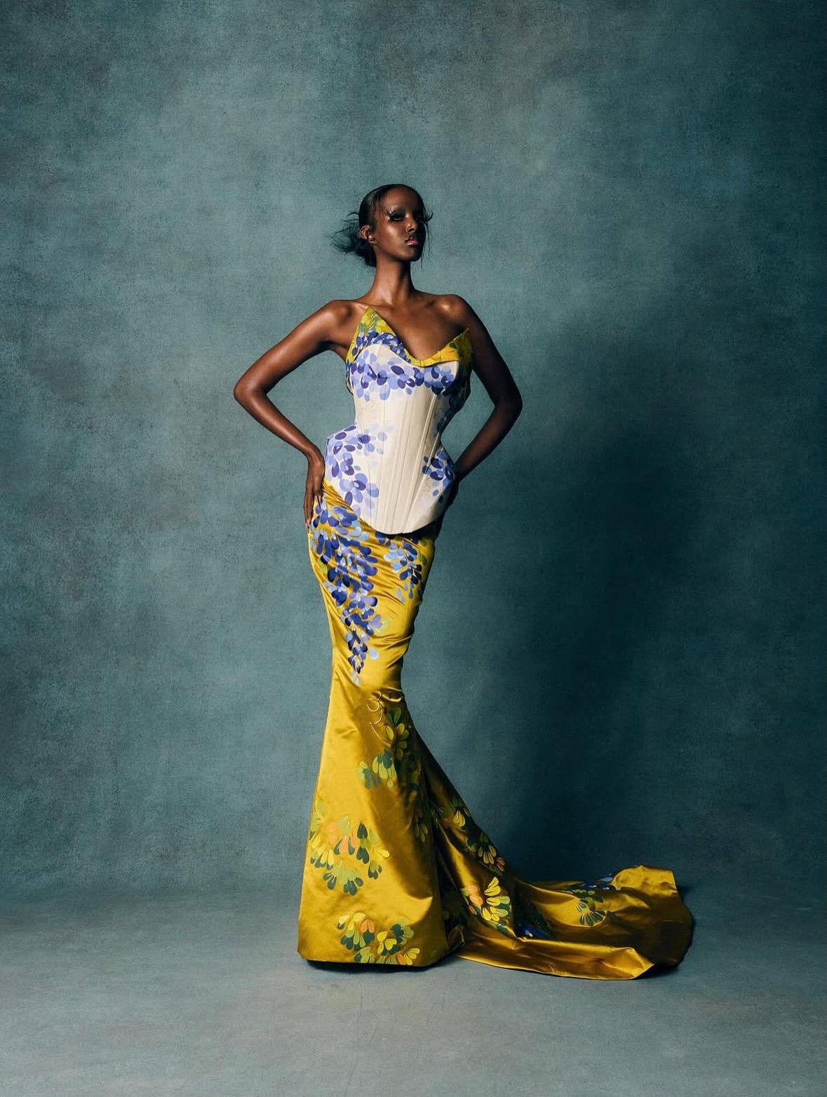 An enchanting moment where fashion rises beyond the runway A luminous celebration of artistry individuality and pure elegance

#repost
@harris_reed A celebration of Self, taking up space and pertorming for no one other than ourselves.
The Aviary marks 10 seasons of my eponymous label showing in a city I now call home, London.

I can’t begin to express my gratitude to my extraordinary team, clients and supporters. If you told me when I moved to this crazy city almost 11 years ago I would one day have a fluid Demi-Couture brand making pieces of my wildest imagination for people I have looked up to my whole life, and growing a stable business at the same time, hiring some of the most talented individuals I have ever met that have also made London their home.

The Aviary by @Harris_reed
Beauty @sofiatilbury using @charlottetilbury
Hair @alipirzadeh
Nails @manicuredbysimone
Casting @nachumshonn
Movement @simon.donnellon
Footwear @rokeratelier
Fabric in collaboration with @fromentaldesign
Production @family.ltd
Musical Director @Martin_green_sound
Musical Production @Richard_torry_fashion
Venue @stpancraslondon @gothic_bar
PR @purplepr
Thank you to @royalsalute
Photography @suleikamueller