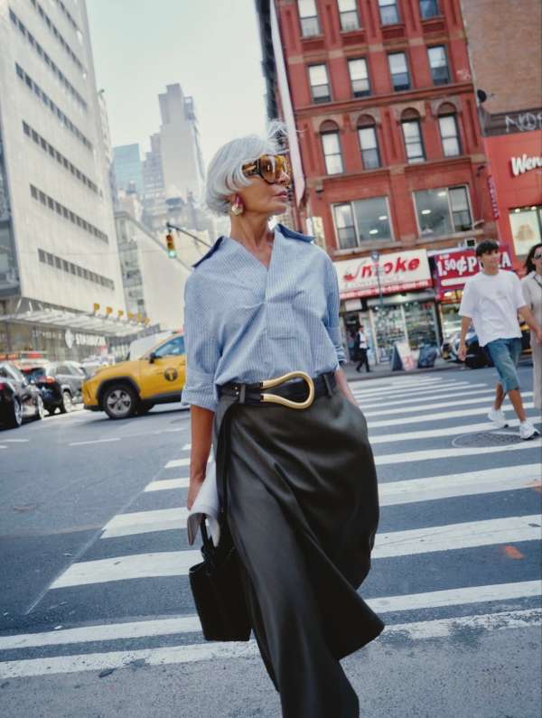 An ode to timeless glamour and radiant conf...