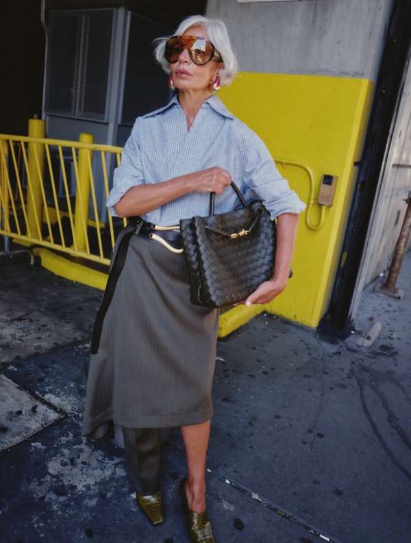 An ode to timeless glamour and radiant conf...