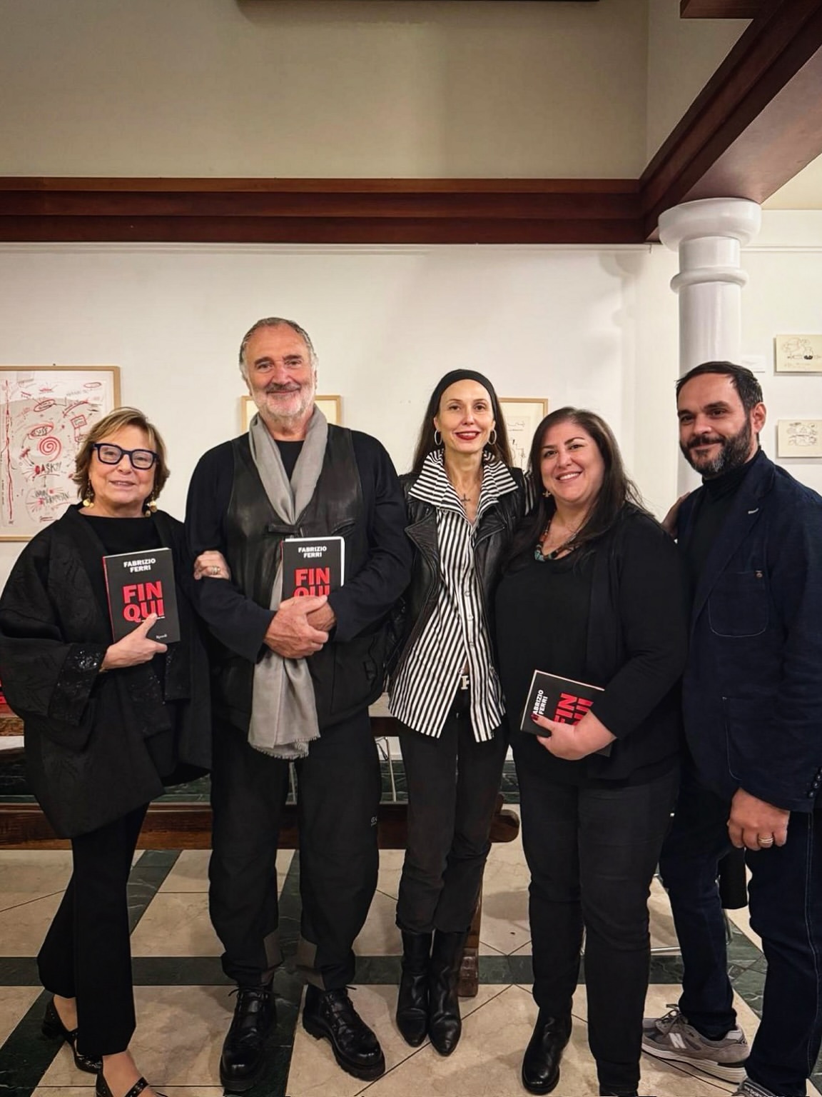 On October 9th, @fabrizioferriofficial presented his book FIN QUI (Till Here) at @casaitaliananyu, in a vibrant and heartfelt conversation with @graziadannunzio.

By his side, as always, his wife and partner in life, art, and business @industriasuperstudio, @geraldinapolverelliferri, curator of the powerful installation “Breathtaking”, a collection of portraits of friends and icons such as Willem Dafoe, @isabellarossellini, @juliannemoore, @theofficialsting, and many others. After its debut in Milan, “Breathtaking” is now in Venice, soon to travel to London and Paris.

A beautiful and attentive audience filled the room, embracing Fabrizio’s reflections, memories, and anecdotes, moments that flowed naturally between art, life, and the passage of time.

A heartfelt evening celebrating art, memory, and the beauty of a life lived “TILL HERE”…

Highlights of the evening:
1. Pillola of the presentation: Fabrizio Ferri sharing how he connected with the talents he portrayed.
2. A touching dialogue between Grazia D’Annunzio and Fabrizio Ferri, revisiting lifetime memories.
3. Fabrizio Ferri presenting FIN QUI.
4. Fabrizio remembering his childhood and the profound influence of his parents (in the photo, Fabrizio with Grazia D’Annunzio and a portrait of his father).
5. Fabrizio walking the audience through the concept and process behind Breathtaking (in the photo Fabrizio with Grazia D’Annunzio and Julianne Moore’s portrait in the background).
6. FIN QUI books displayed.
7. Fabrizio ready to sign copies of his book.
8. & 9. Moments of Fabrizio signing books for the guests.
10. A beautiful portrait of Fabrizio Ferri with his wife and curator of Breathtaking Geraldina Polverelli, and their friend and interviewer Grazia D’Annunzio.
11. Fabrizio Ferri and Geraldina Polverelli.
12. Fabrizio Ferri with Geraldina Polverelli, Grazia D’Annunzio, Zarifa Garofalo and Samuele Frimaio.

#FINQUI #NY #fabrizioferri #breathtaking #art #photography #memories