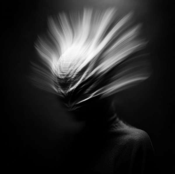 Light dissolves into motion and thought fad...