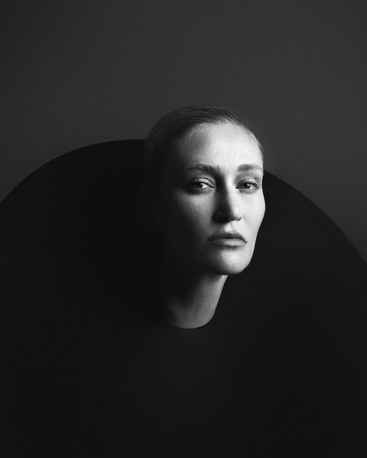 Beauty and timeless elegance.

•••
#repost

@viviorth ESCULTURA

alebrito + @studio115.privatelabel

Photo: @itamazzutti
Beauty: @_andremattos